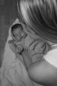 Newborn Shooting Schinzels-250