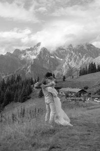 Mehr über den Artikel erfahren Warum ein Paarshooting vor der Hochzeit sinnvoll ist